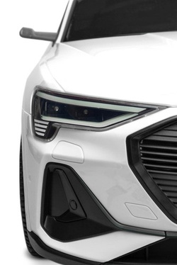 Samochód AUDI E-TRON SPORTBACK WHITE - Pojazd Akumulatorowy