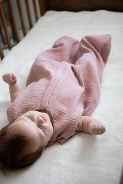 Śpiworek niemowlęcy do spania M (0,5 TOG) 77x35 cm Róż CC1