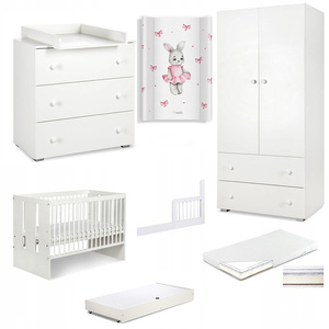 Zestaw mebli dziecięcych z Łóżeczkiem z Materacem z Przewijakiem Białe PAULA