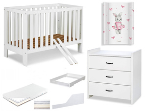 Zestaw mebli dziecięcych z Łóżeczkiem z Materacem z Przewijakiem Białe AMELIA II