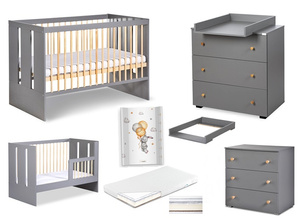 Zestaw mebli dziecięcych z Łóżeczkiem z Materacem z Przewijakiem Grafit Sosna PAULINE